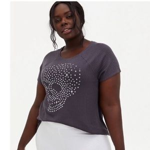 Host Pick!NWOT! Torrid waffle skull top